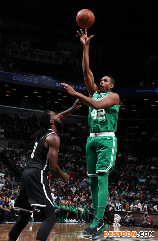 什么是组图:绿军胜篮网 欧文高速突破霍福德勾手上篮?